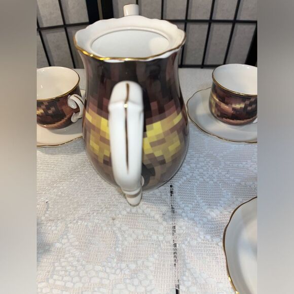 Room Design Concepts By Simon Pithie Pixel Tea Set Serving Set for 4 - Picture 13 of 13